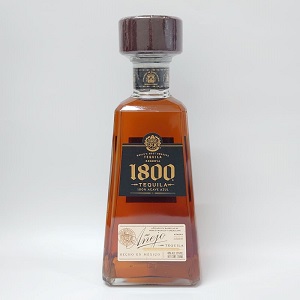 1800 ANEJO アネホ　テキーラ