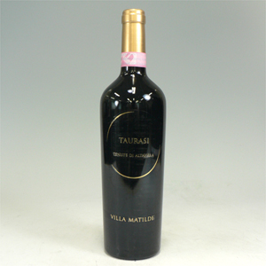 ^E[W BbE}eBf 2008  750ml Taurasi  Villa Matirde